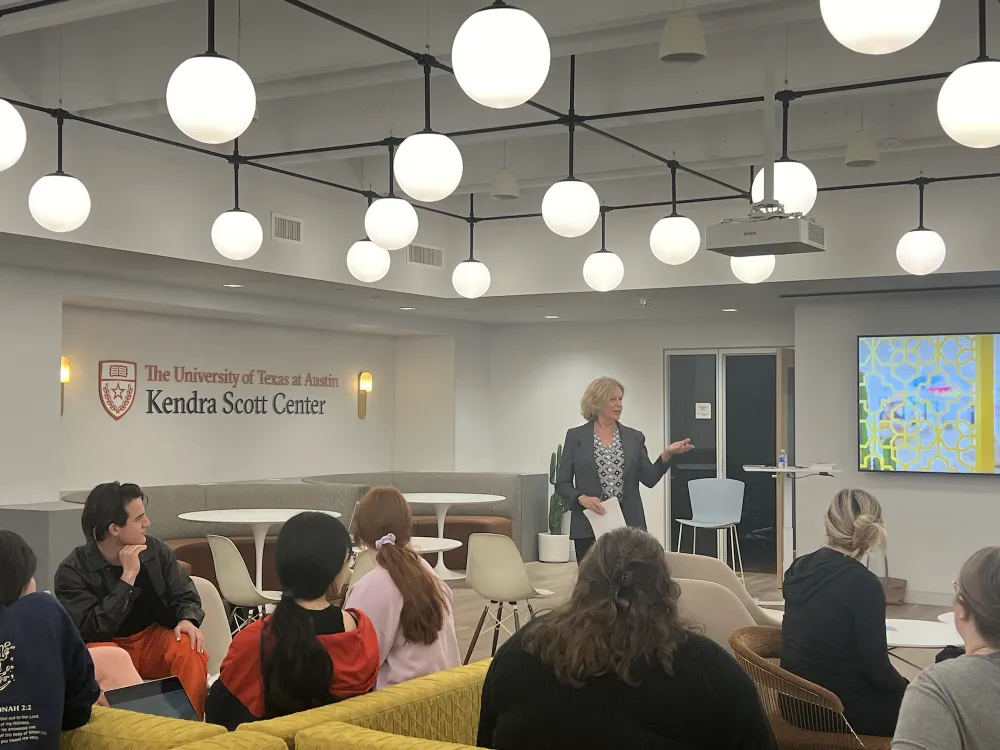 Patti DeNucci leading a networking workshop at the Kendra Scott Center on UT Austin campus