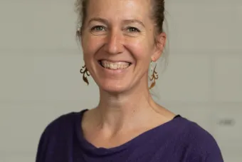 Alisa Elliott headshot