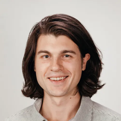 Henry Smith headshot