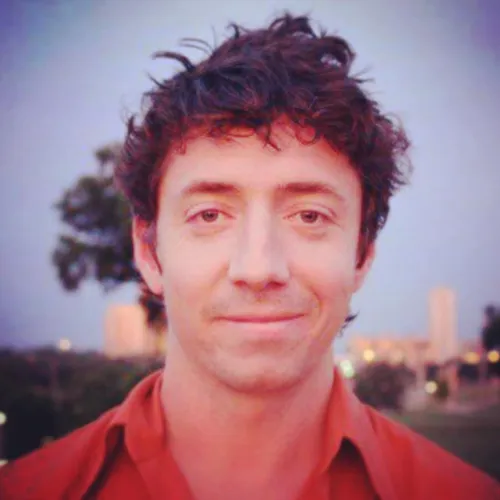 Sam Lipman headshot