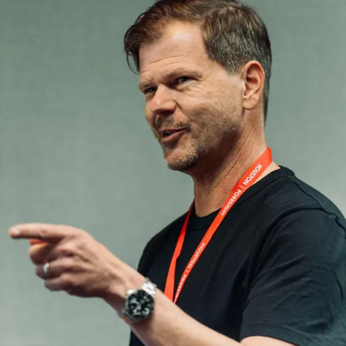 Headshot of Martin Davis