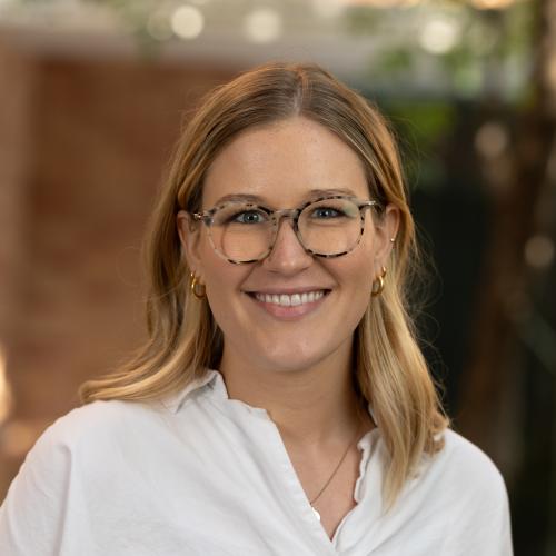 Grace Homeyer Headshot